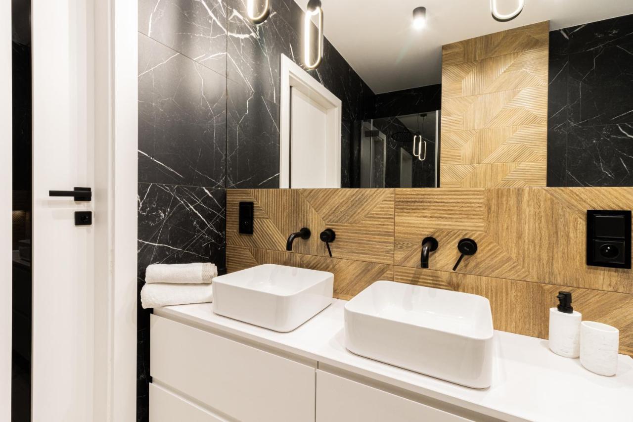 Kobiela Luxury Aparthotel Ktw City Center Катовіце Екстер'єр фото